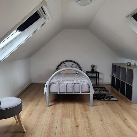 Brussels Bed & Blockchain Private Rooms With Shared Bathroom Etterbeek Экстерьер фото