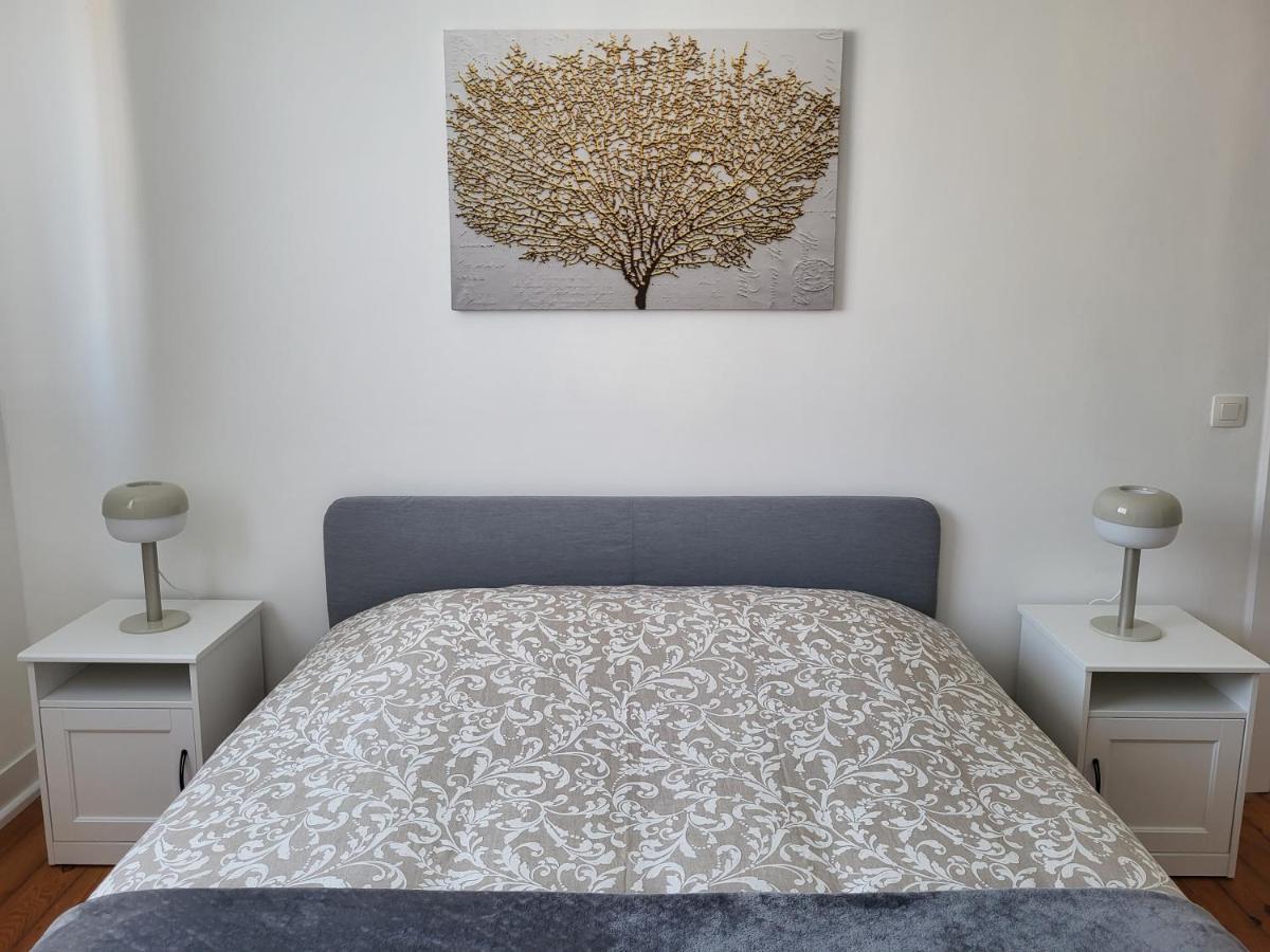 Brussels Bed & Blockchain Private Rooms With Shared Bathroom Etterbeek Экстерьер фото